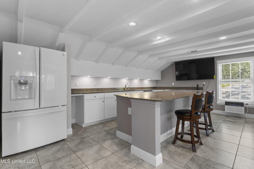 Bayou View Beauty - Perfect for Large or Multi-Generational - photo 50