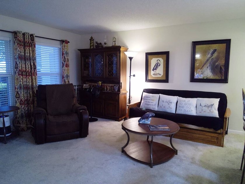 Beautifully maintained ground-floor condo located in the - photo 6