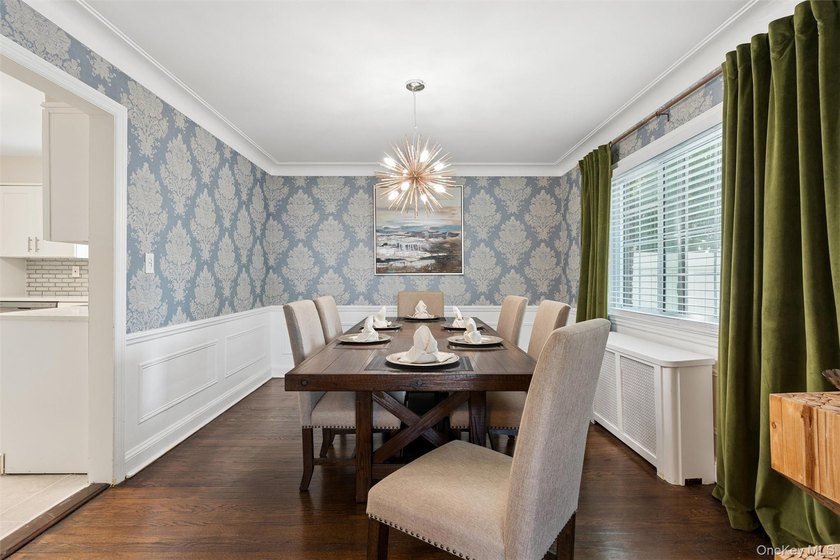 Welcome to this beautifully renovated 3-bedroom, 3-bath Colonial - photo 5