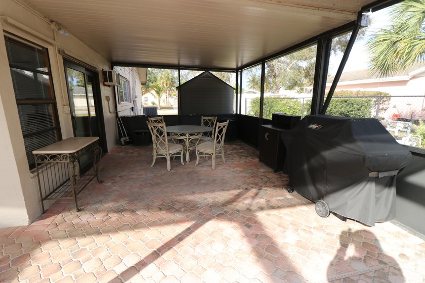Spacious 3/2 home boasting 2350+ square feet under air with - photo 14