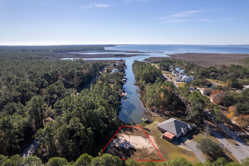 This wooded homesite provides a natural setting with mature - photo 36