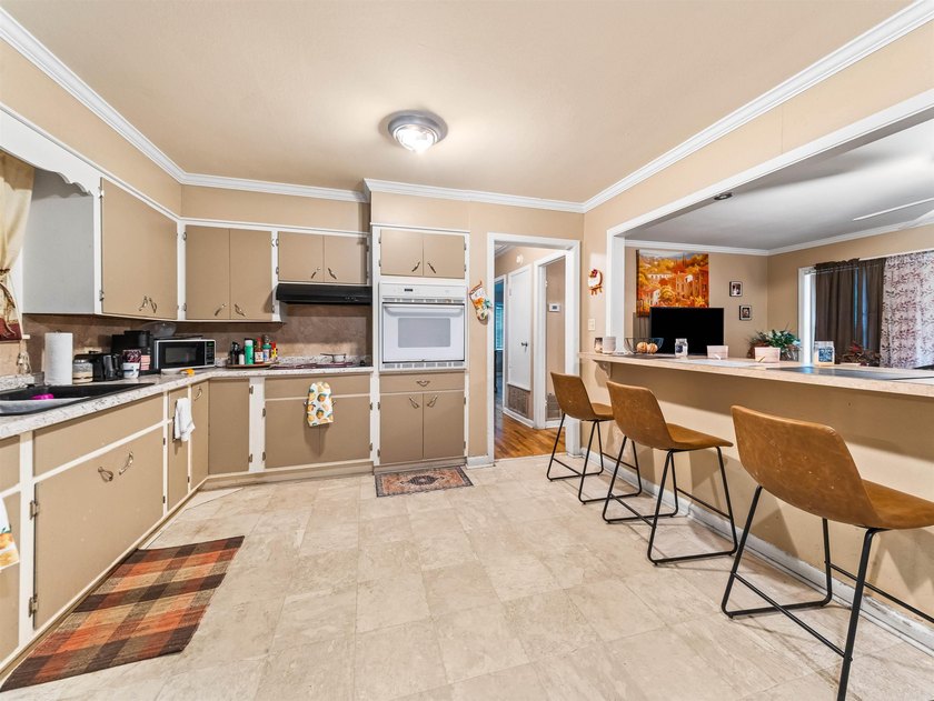 Nestled in a convenient Hot Springs location, this 3-bedroom, 1 - photo 10