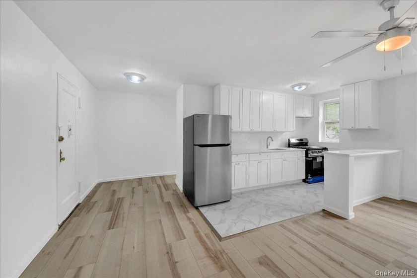 ALL UTILITIES INCLUDED AND FULLY RENOVATED!!!! Welcome to - photo 5