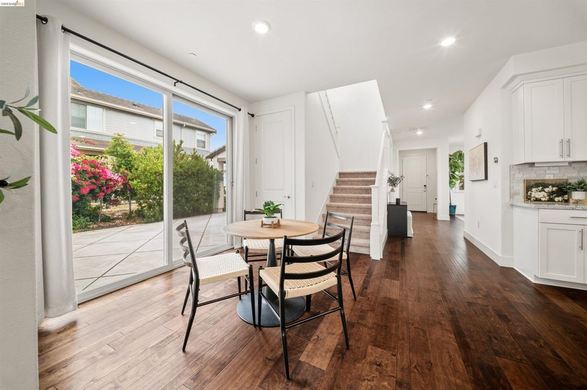 1502 Flagship Drive sits on a generous corner lot in Mare - photo 14