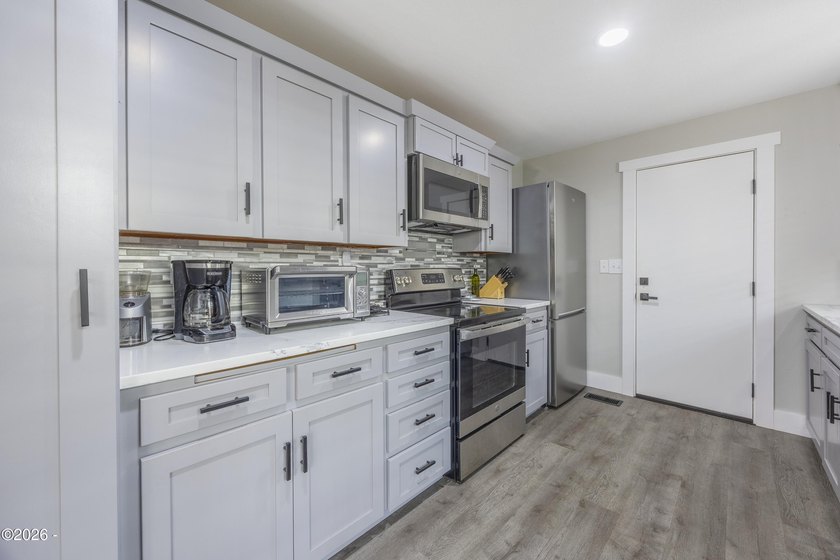 A well-maintained 2-bedroom, 1-bathroom single-level home in - photo 20