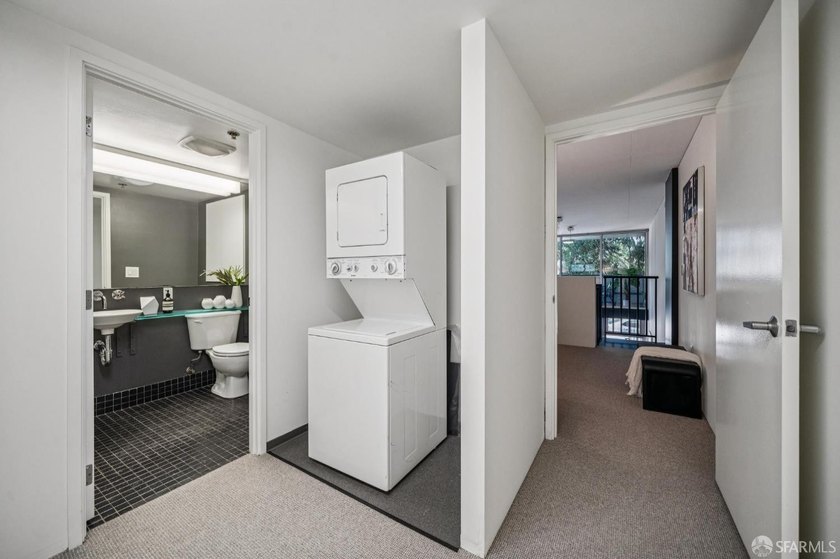 This architecturally notable live/work loft designed by Stanley - photo 25