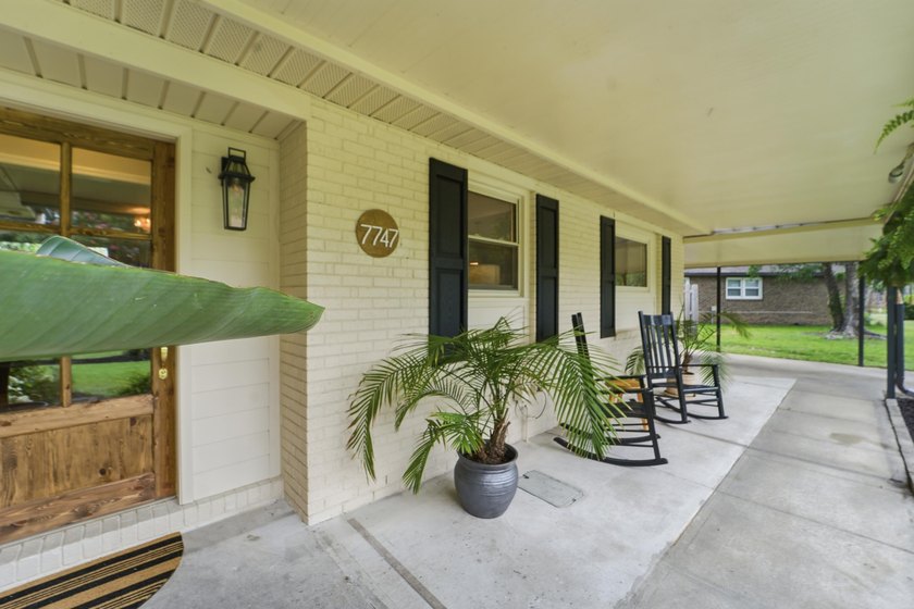 Located within an established North Charleston neighborhood - photo 3
