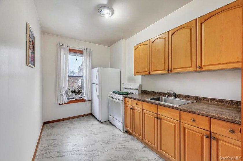 Offer Accepted! Welcome to 634 East 3rd Street, Brooklyn, NY, a - photo 20