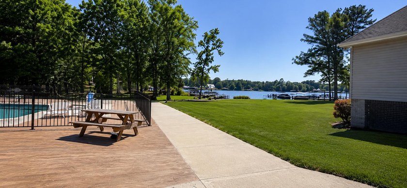 Welcome to The Blue House Retreat, a beautifully renovated - photo 8