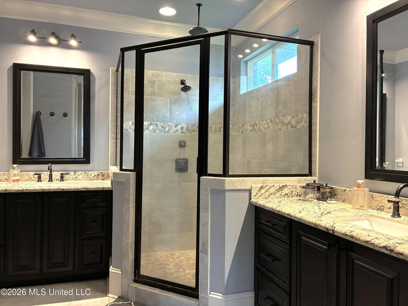 PERFECT in so many ways with a full house water filtration - photo 19