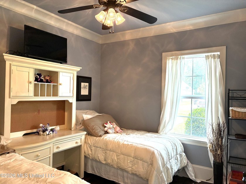 PERFECT in so many ways with a full house water filtration - photo 25