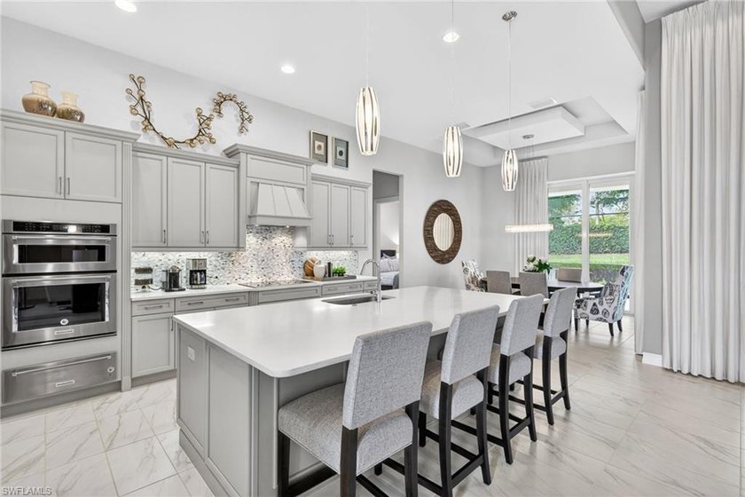 Stunning former *Madison* model home, perfectly positioned on a - photo 6