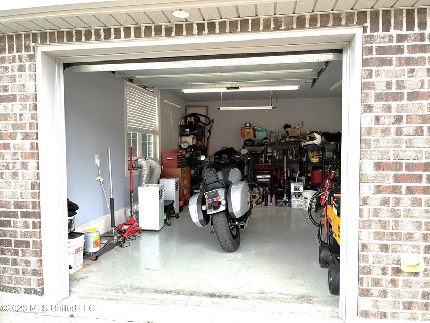 PERFECT in so many ways with a full house water filtration - photo 31