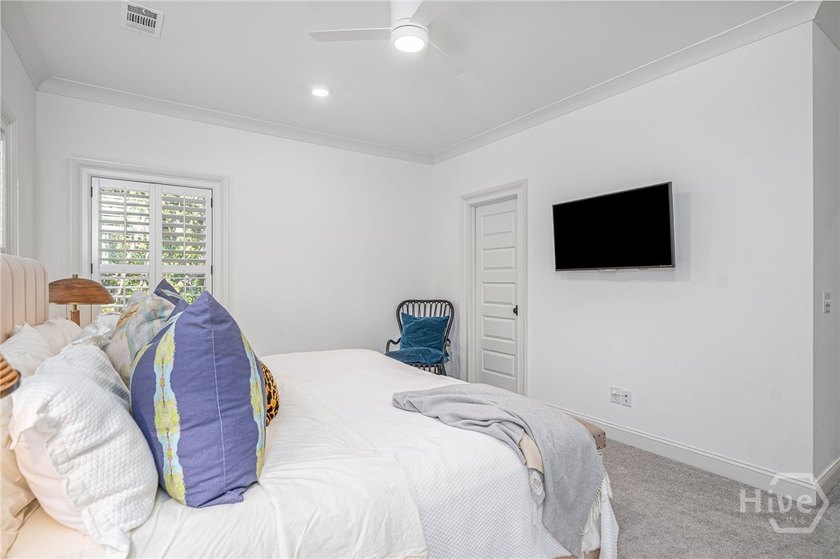 Welcome to this exceptional newer construction 4-bedroom, 5 - photo 36