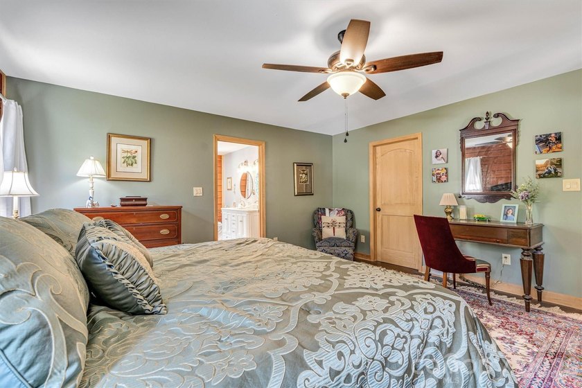 Welcome to this exceptional lakefront home in the desirable Lake - photo 21