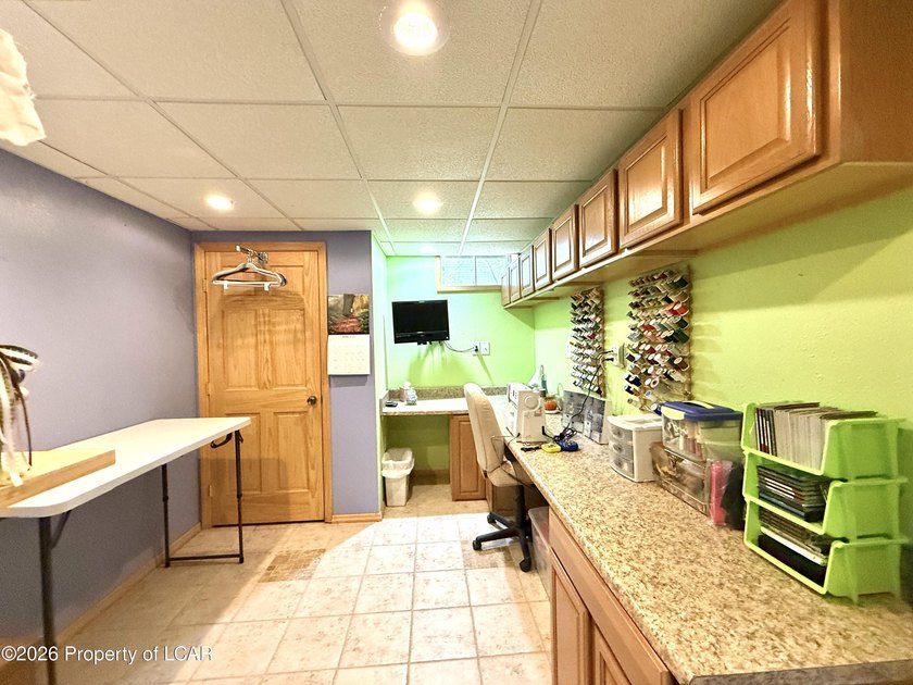 Awesome meticulously maintained 3 BR, 2 Bath Beech Mtn saltbox - photo 26