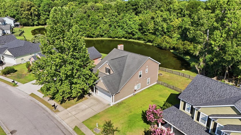 Professional photos coming soon! Welcome home to this beautiful - photo 4