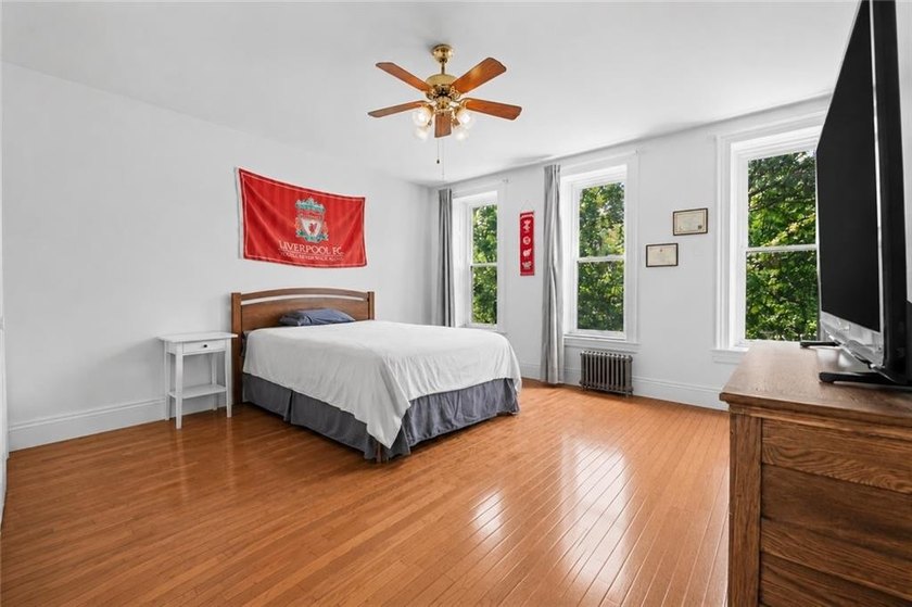 A Rare Corner Brownstone Opportunity in the Heart of Carroll - photo 16