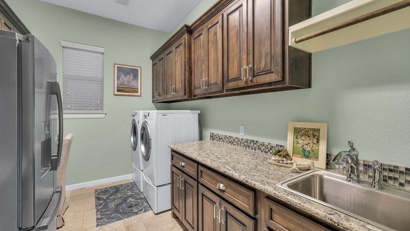 Back on the Market! Buyers Funding Fell Through! Come See it - photo 18