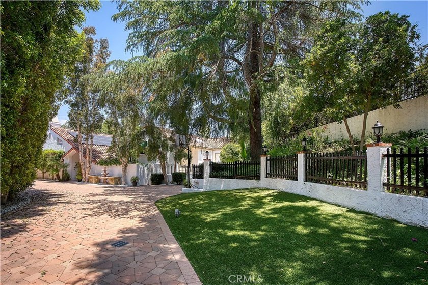 4414 Park Mallorca - photo 2