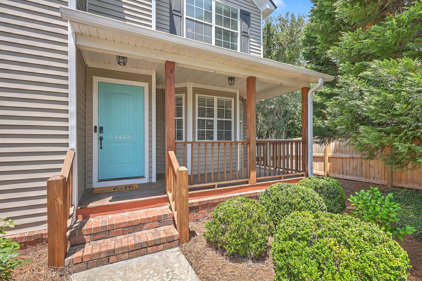 Welcome to 1413 Spanish Moss Court, where timeless Lowcountry - photo 8