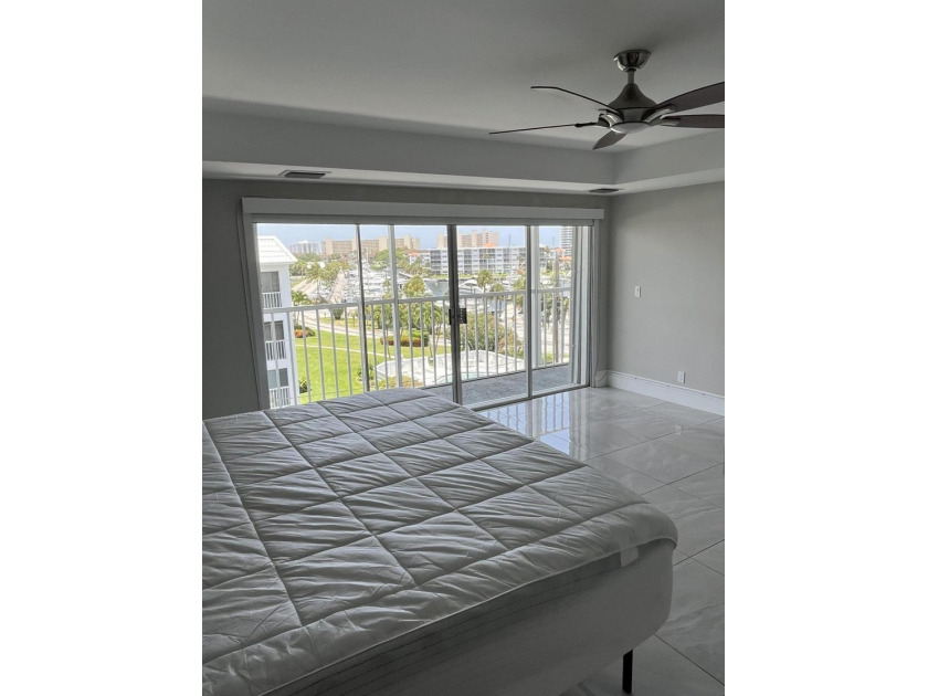 Gorgeous Marina and Coastal Views! 2 Bedroom and 1/2 (1/2 can be - photo 20