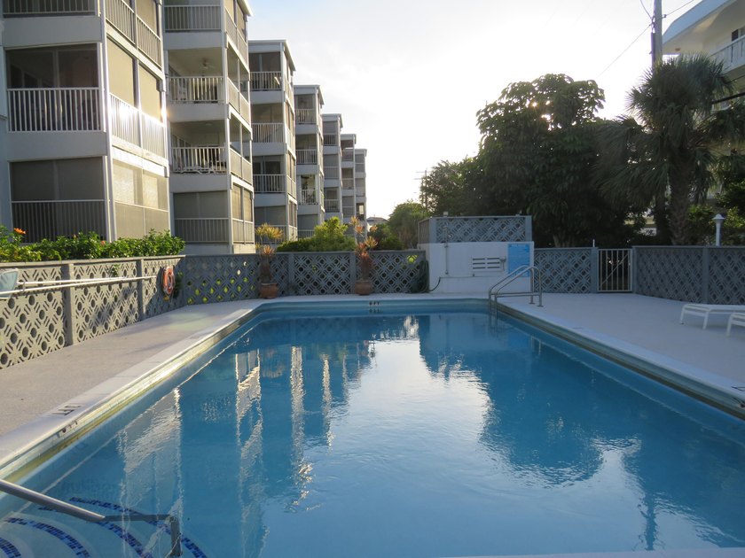 Gorgeous Marina and Coastal Views! 2 Bedroom and 1/2 (1/2 can be - photo 32