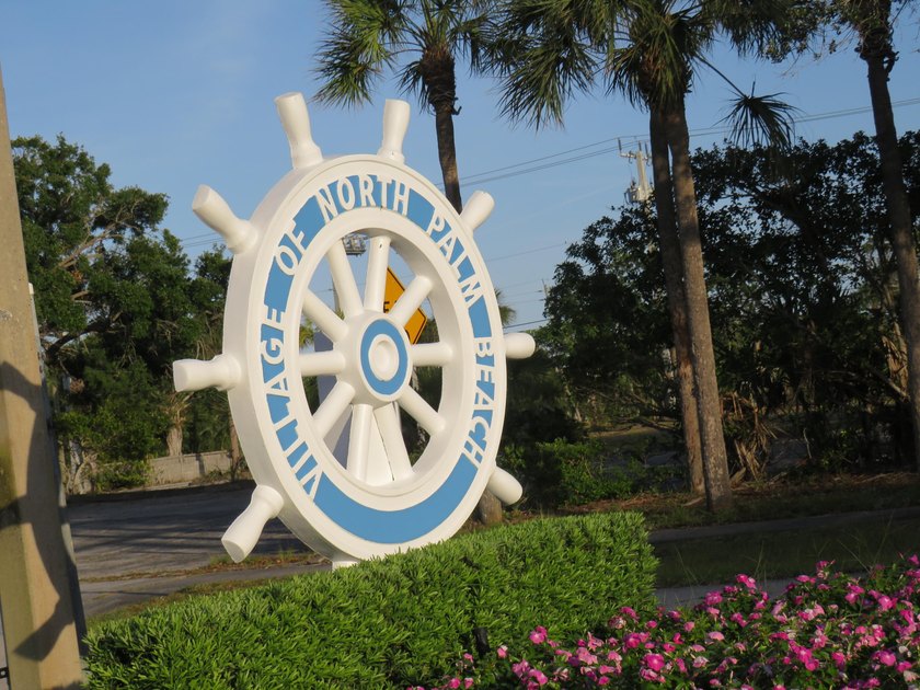 Gorgeous Marina and Coastal Views! 2 Bedroom and 1/2 (1/2 can be - photo 36