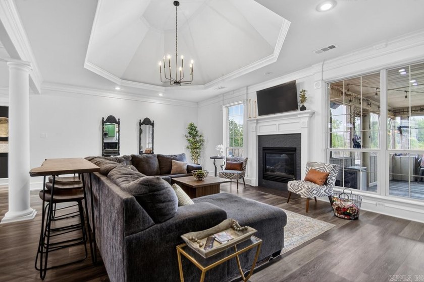 Welcome home to this beautifully designed 4-bedroom, 2.5-bath - photo 7