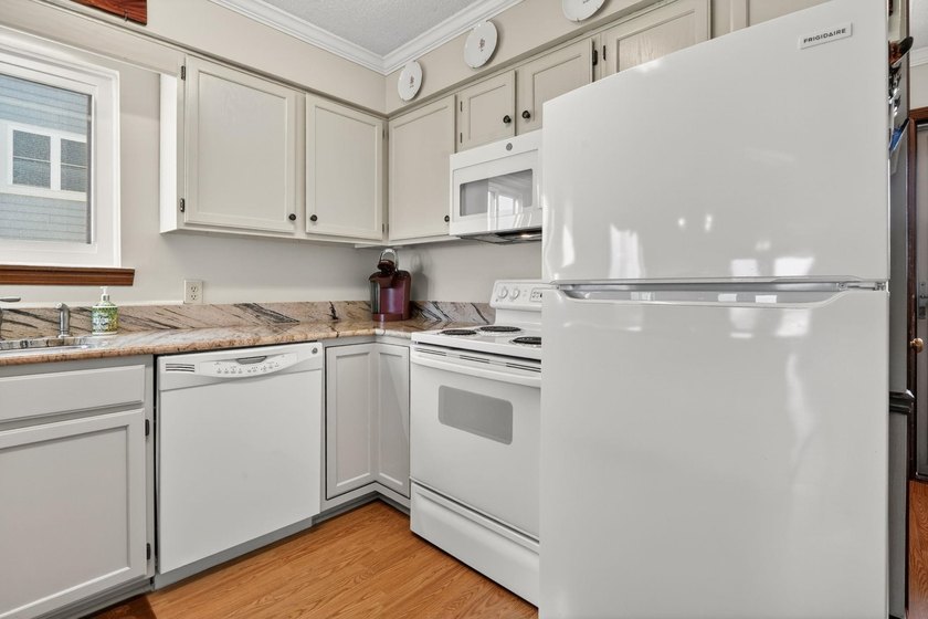 Oceanfront, end-unit two-bedroom, two-bathroom condo at Sea - photo 11