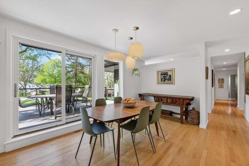 This beautifully updated mid-century modern home offers timeless - photo 12