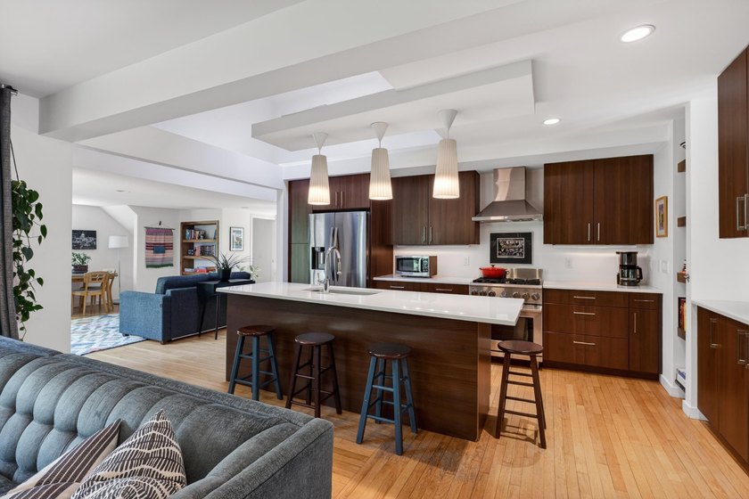 This beautifully updated mid-century modern home offers timeless - photo 13