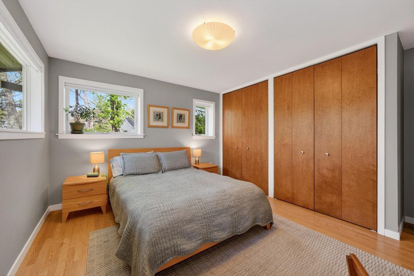 This beautifully updated mid-century modern home offers timeless - photo 31
