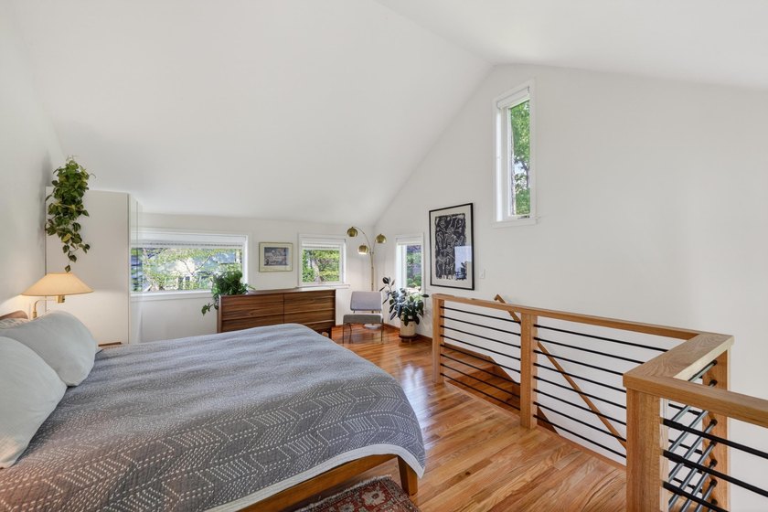 This beautifully updated mid-century modern home offers timeless - photo 45