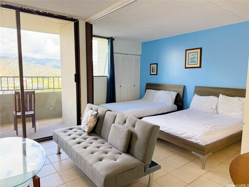 Modern island living awaits in this upgraded 1-bedroom, 1-bath - photo 5