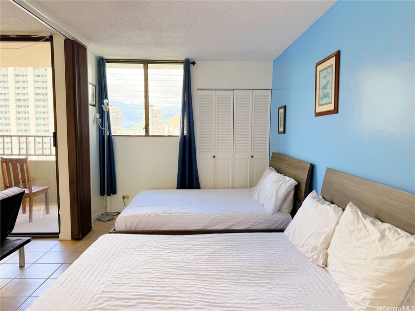 Modern island living awaits in this upgraded 1-bedroom, 1-bath - photo 6