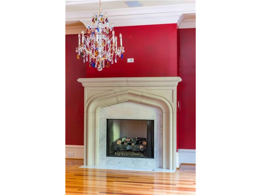 SELLER MOTIVATED - PRICE IMPROVEMENT! Private French Country - photo 14