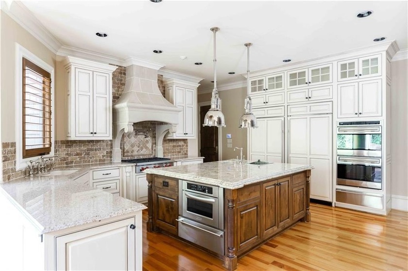 SELLER MOTIVATED - PRICE IMPROVEMENT! Private French Country - photo 16
