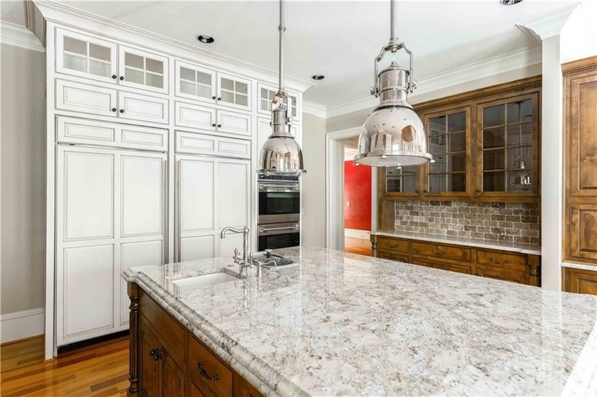 SELLER MOTIVATED - PRICE IMPROVEMENT! Private French Country - photo 17