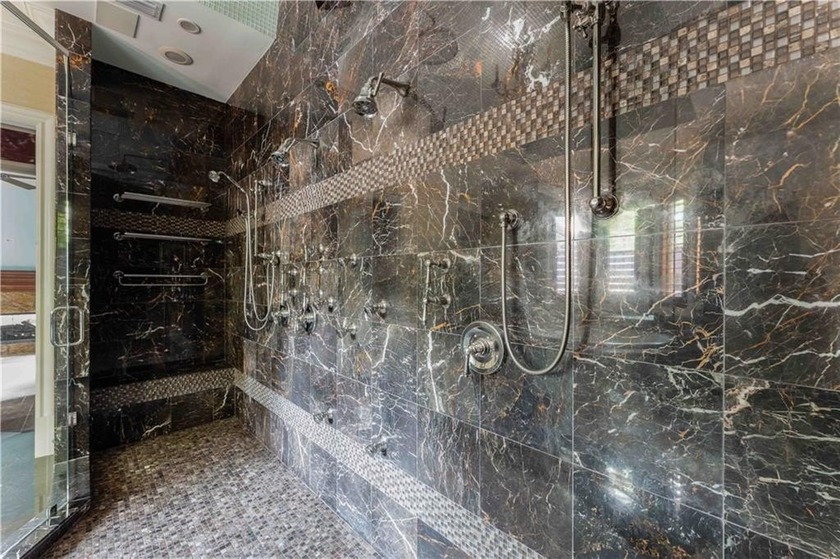 SELLER MOTIVATED - PRICE IMPROVEMENT! Private French Country - photo 39