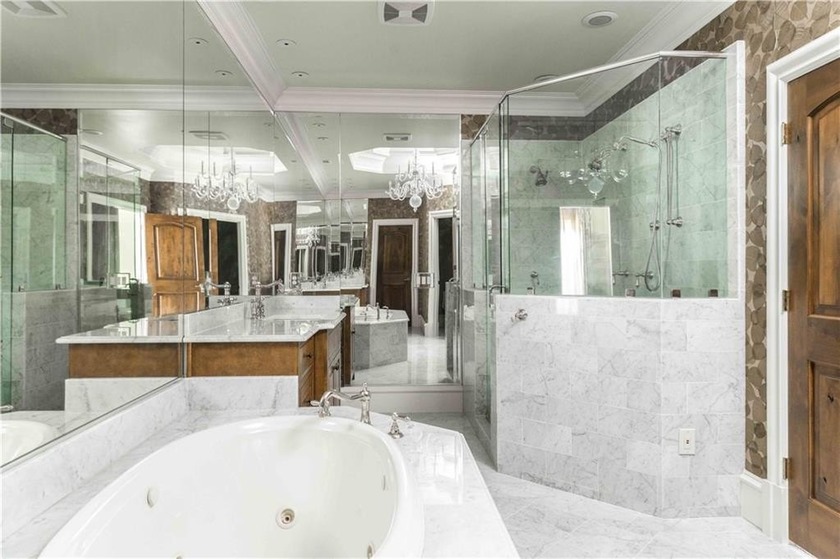 SELLER MOTIVATED - PRICE IMPROVEMENT! Private French Country - photo 46