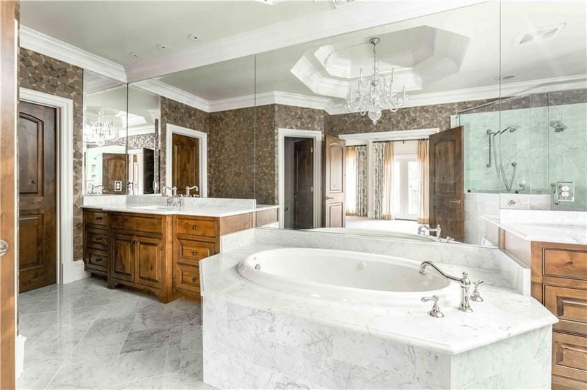 SELLER MOTIVATED - PRICE IMPROVEMENT! Private French Country - photo 47