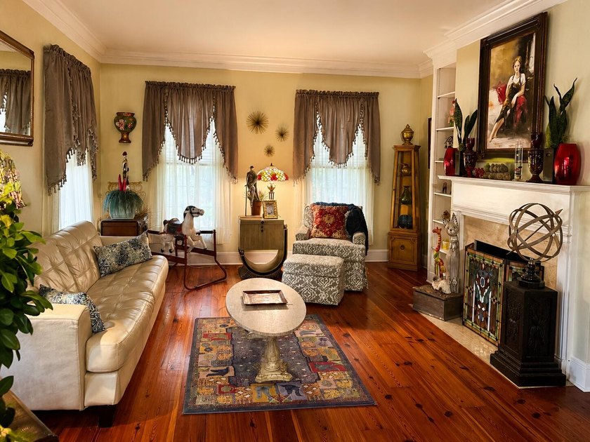 Welcome to one of Orangeburg's most distinguished estate - photo 7