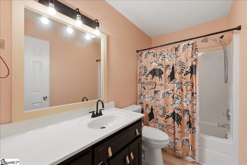 Welcome to 1 Brooke Lee Circle in Taylors, SC .... a beautifully - photo 23