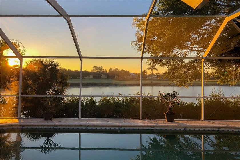 MOVE-IN READY, FURNISHED PGI HOME W/STUNNING GOLF COURSE VIEWS &amp; - photo 4