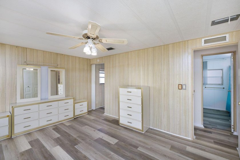 Are you looking for a low maintenance lifestyle, near the - photo 9
