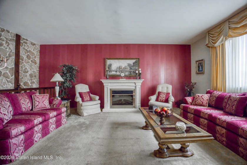 Introducing your impeccably well-maintained home!! This - photo 12