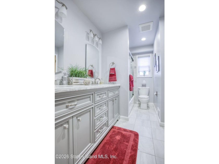 Introducing your impeccably well-maintained home!! This - photo 17