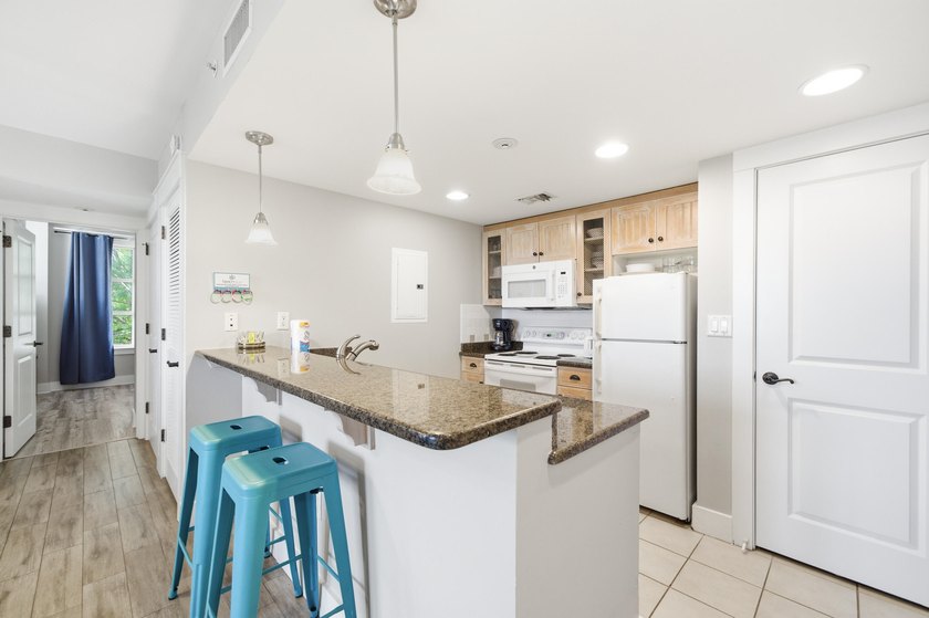 Currently the best-priced 2BR/2BA lock-out in the Miramar - photo 20