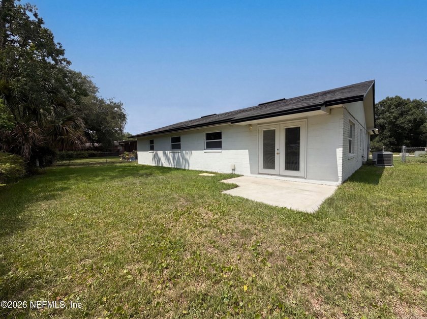 Discover 7842 Rondeau Dr E, recently updated with all stainless - photo 22